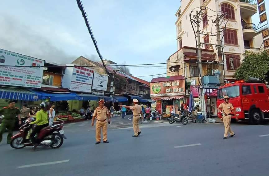 Thông tin về vụ cháy ở đường Trần Nhật Duật, phường Cầu Đất và thôn Lật Khê (Quang Phục, Tiên Lãng)